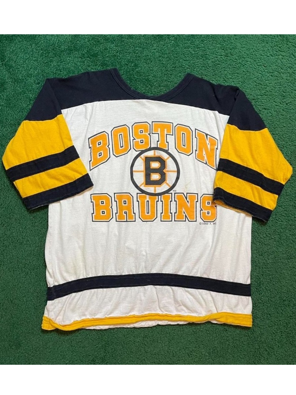 NHL 🏒🥅  OVERSIZED VTG 90’s BOSTON BRUINS COTTON HOCKEY JERSEY SHIRT Men/Unisex L